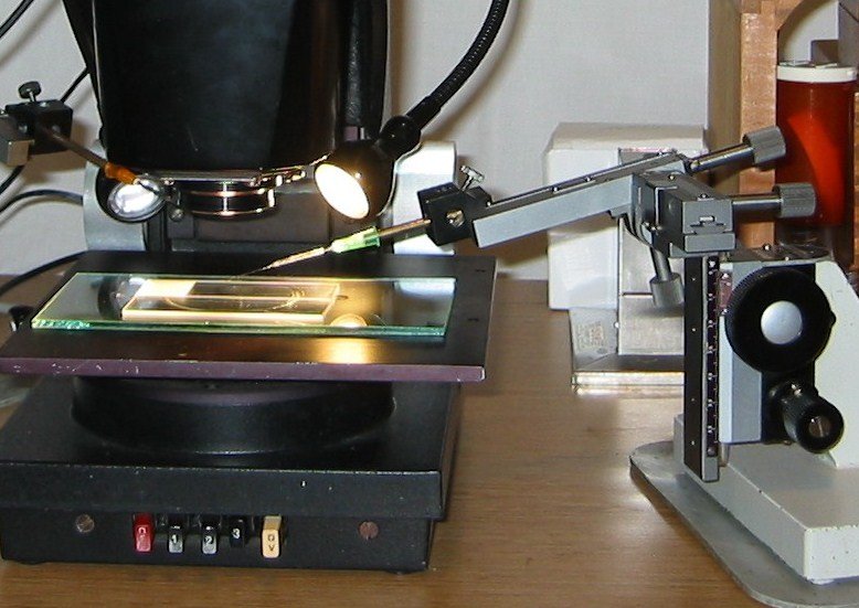 Needle on Manipulator.jpg