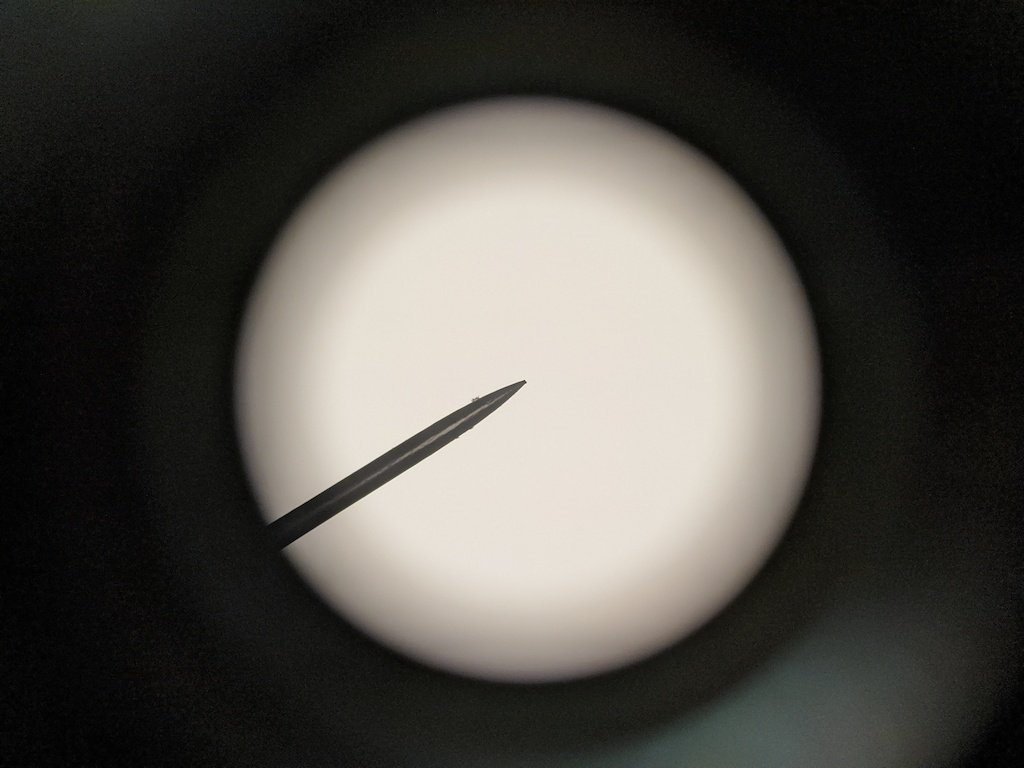 hilfsmikroskop-needle.jpg