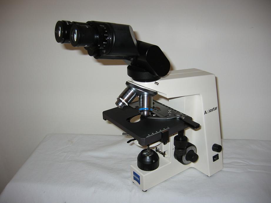 Zeiss AxioStar.jpg