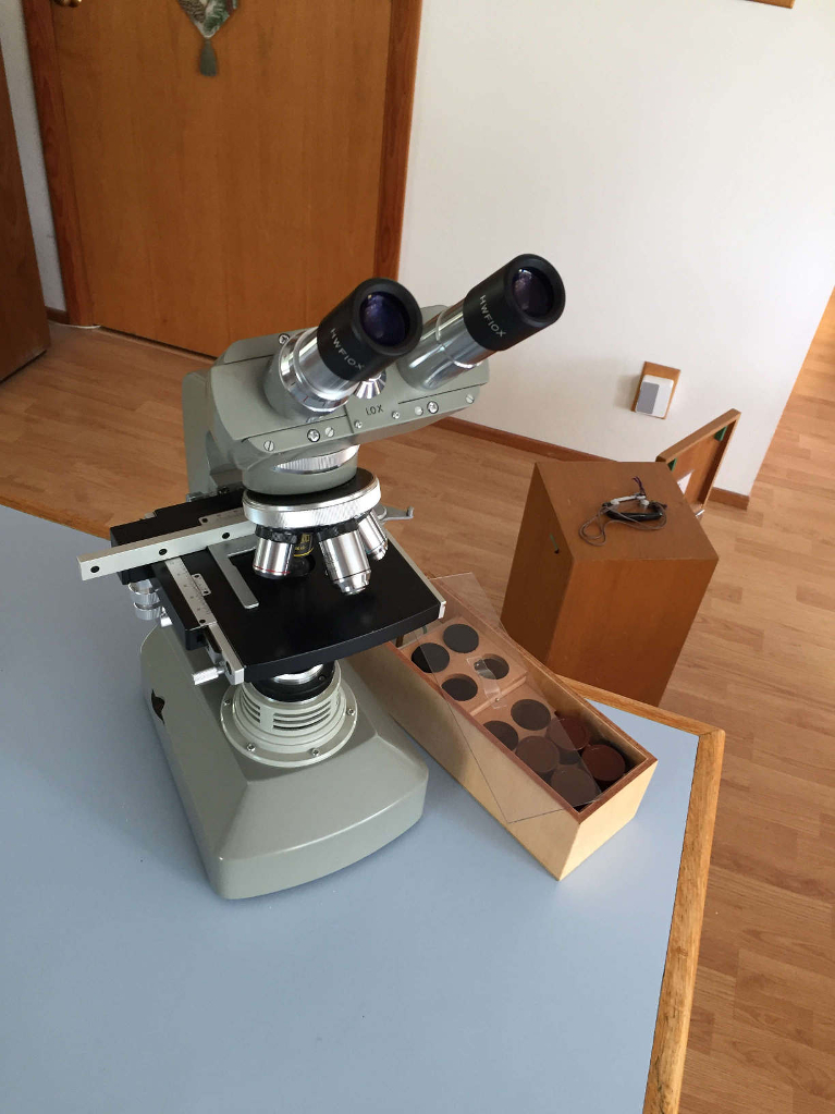Overview of entire microscope.