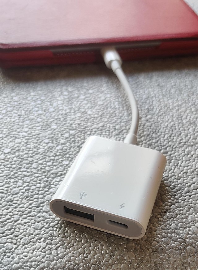 Ipad to USB adapter.jpg